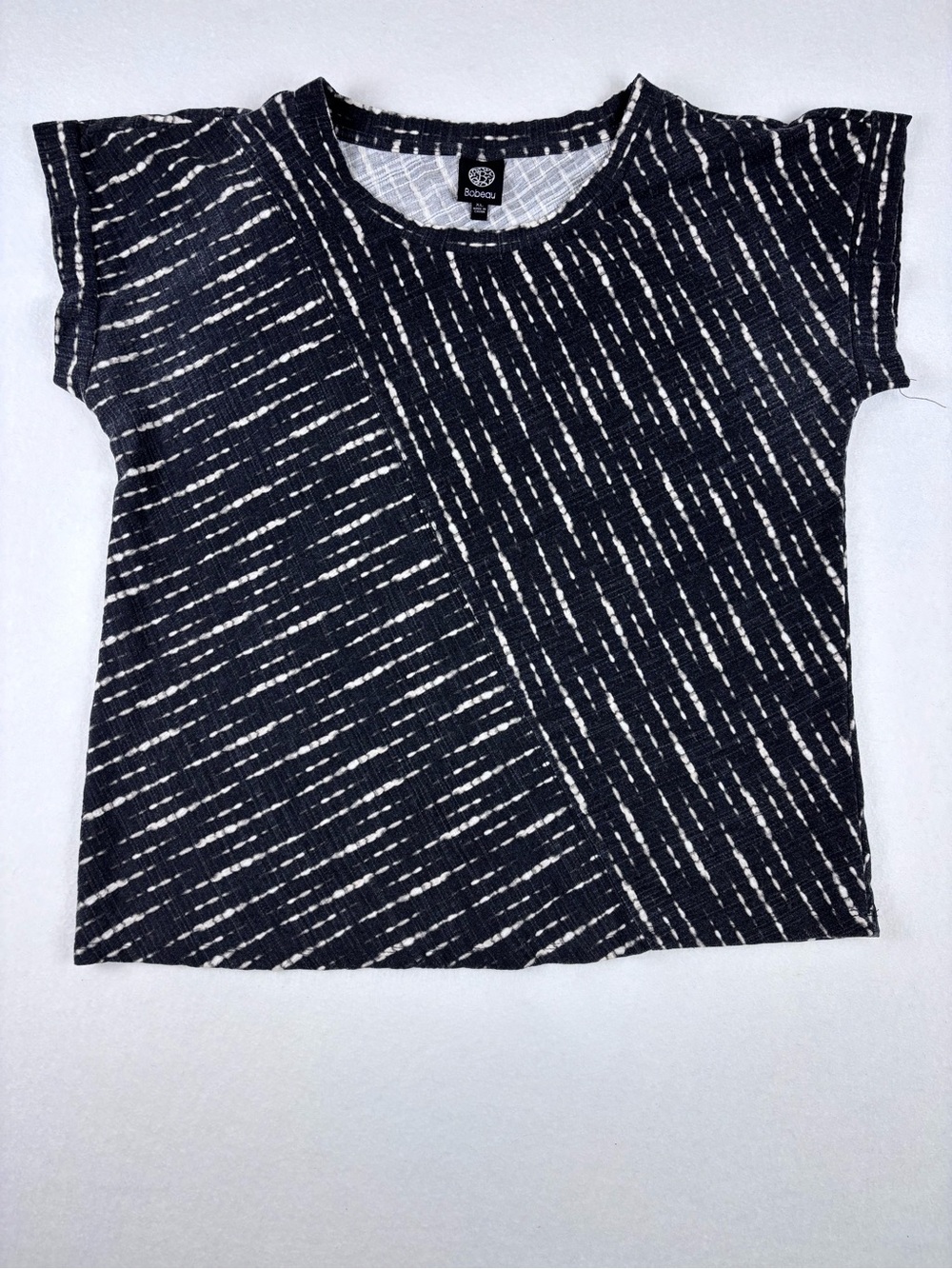 Bobeau Women’s XL Boho Abstract Stripe Short Sleeve Top Black white